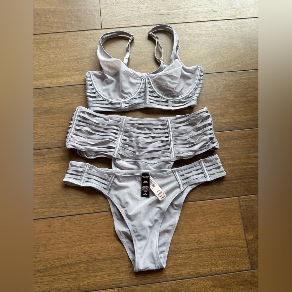 Victoria’s Secret LUX Lingerie Sheer Mesh Bra 32D and Panties M High rise thong